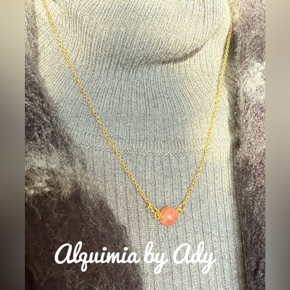 Peach Moonstone delicate vermeil gold necklace - Picture 1 of 7